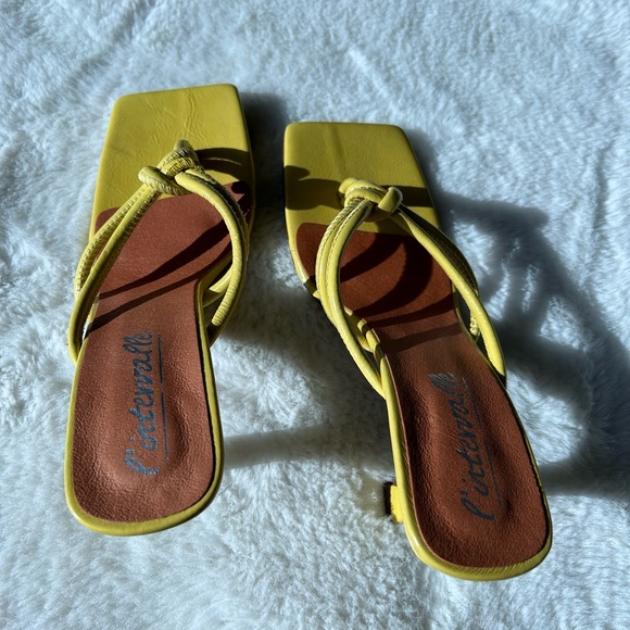 NEW IN BOX L'intervalle heeled sandals. Euro 39 - Picture 14 of 14